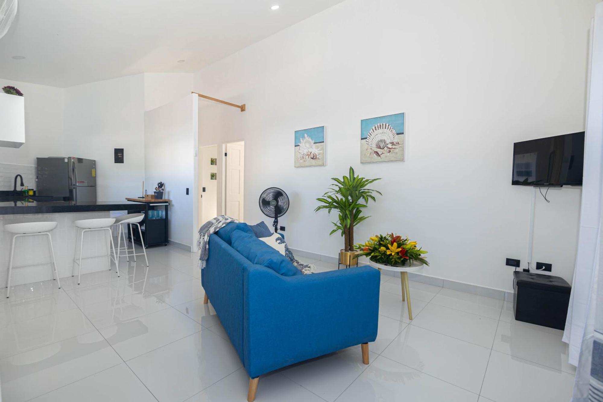 Apartamentos Cristal Quepos Exterior photo
